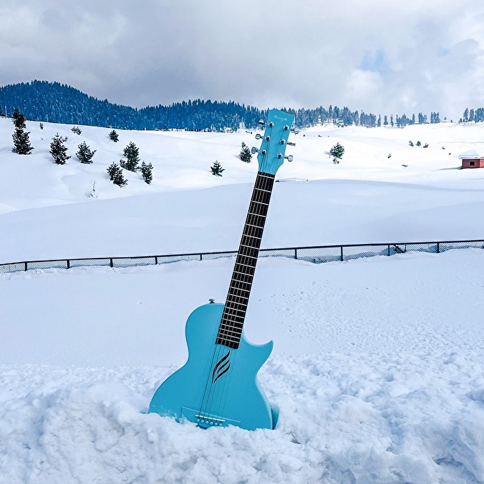 Enya NOVA GO SP1 BL AcousticPlus® 2.0 Sistemli Mavi Elektro Akustik Gitar
